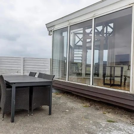 Semesterbostad Seaside Charm With And Sauna-by Traum *
