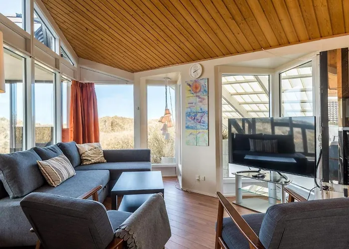 Seaside Charm With And Sauna-by Traum 펜션 *